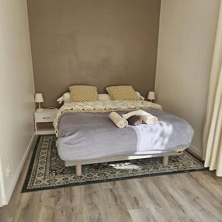 Beautiful F2 Apartment 5 Stops By Train From Paris モレ・シュル・ロワン エクステリア 写真