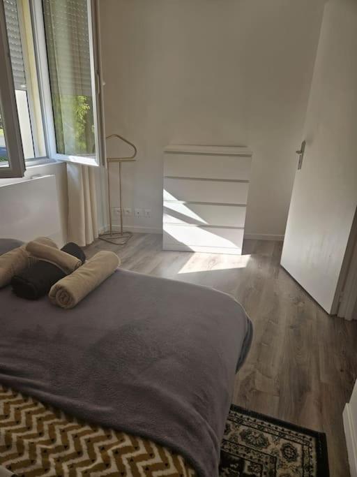 Beautiful F2 Apartment 5 Stops By Train From Paris モレ・シュル・ロワン エクステリア 写真